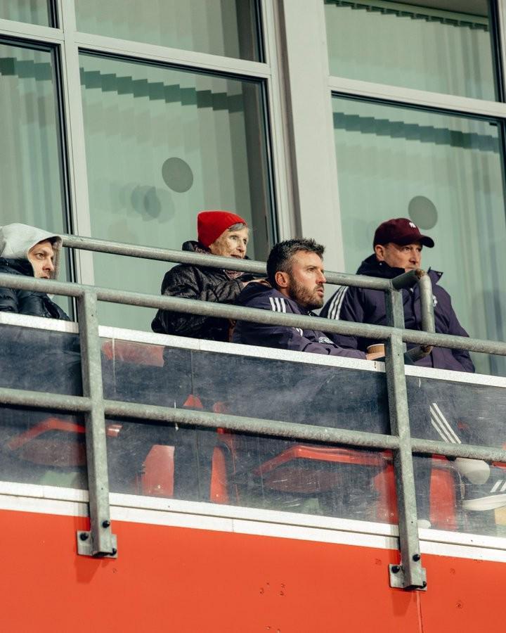 星空-邮报：卡里克一上任就看青训比赛，阿莫林14个月从未认真看过