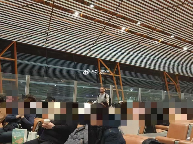 星空体育APP-媒体人:斯坦丘已落地中国今晚将抵达大连,即将加盟大连英博